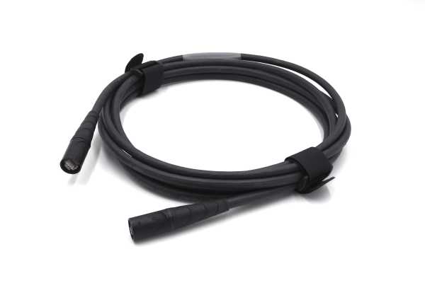 EnovaNxt CAT6A Kabel 1m mit RJ45 Steckern, Metallgehäuse